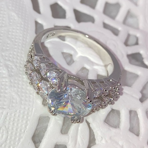 3.87ct White Sapphire Chunky Paved 925 Silver Bling Ring - Picture 10 of 10